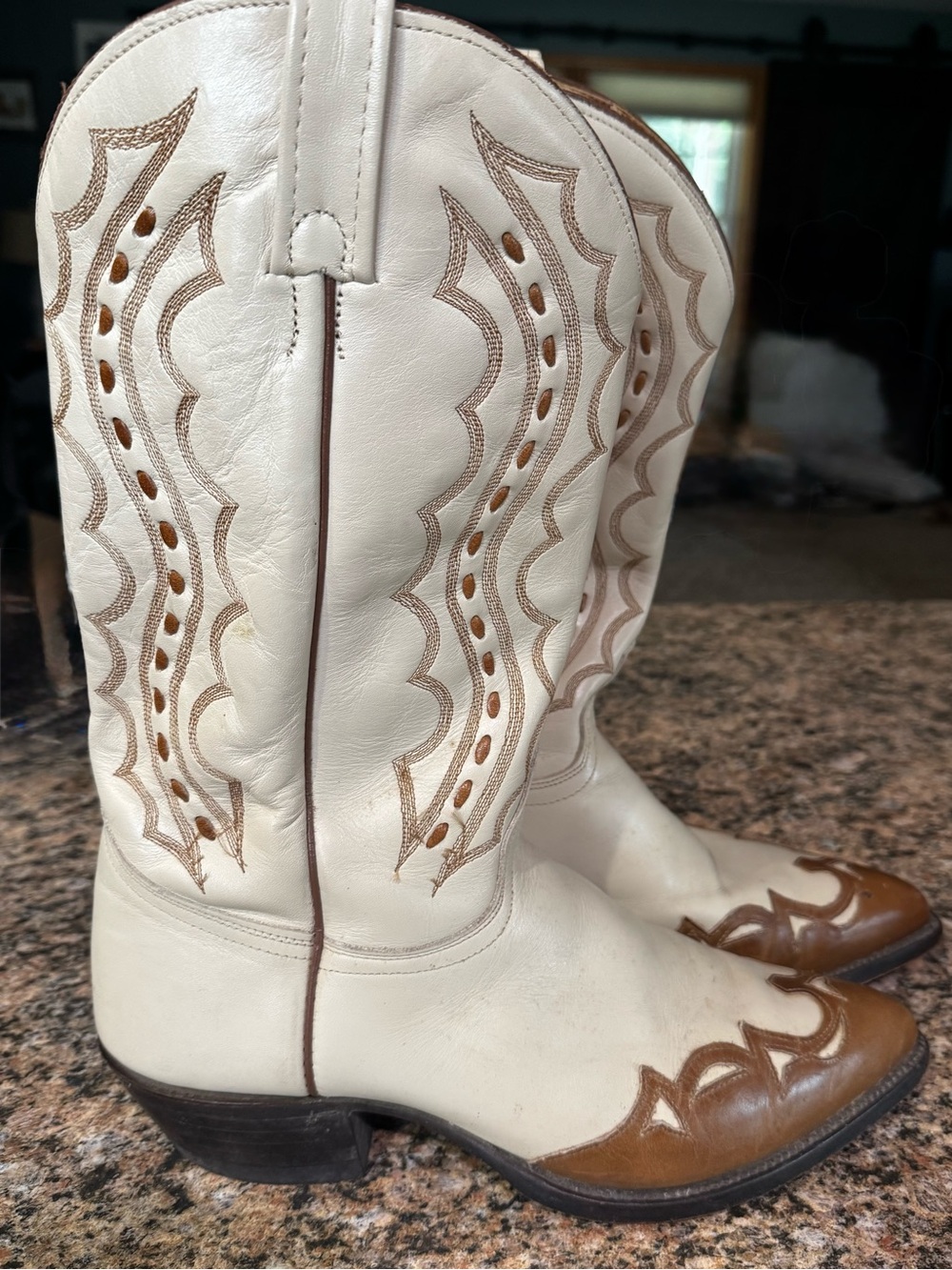 J Chisholm Vintage Men’s Cowboy Boot Brown Leather Size 11.5D Made In USA White